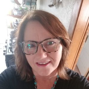 Meet your Posher, Dianna